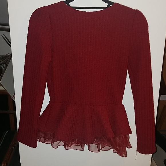 NWOT Beautiful maroon peplum sweater - Picture 3 of 3
